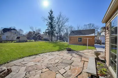 1031 N Spring Street, Elgin, IL 60120 - Photo 26