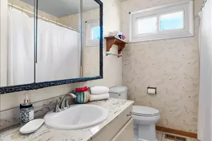 1411 Jill Ct, Glendale Heights, IL 60139 - Photo 14