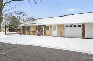 7408 Chevy Chase Ct, Fox Lake, IL 60020 - Photo 2