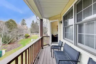 3096 N Daniels Ct, Arlington Heights, IL 60004 - Photo 16