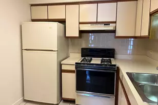 7010 W 110th St, Worth, IL 60482 - Photo 8