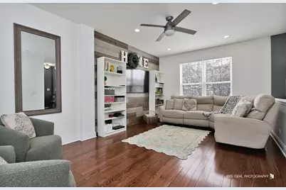 1493 Saint James Court, Gurnee, IL 60031 - Photo 2