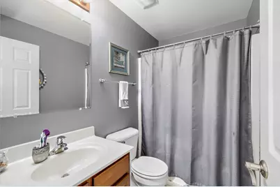 422 Victoria Lane, Elgin, IL 60124 - Photo 14