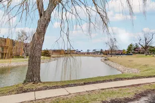 631 Derry Ct, Schaumburg, IL 60193 - Photo 18