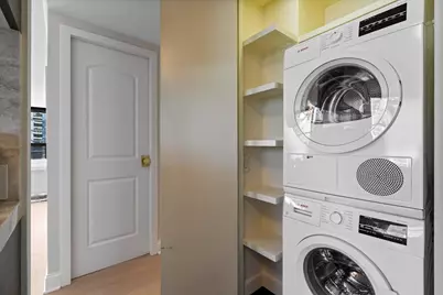 400 E Ohio Street #4203, Chicago, IL 60611 - Photo 34