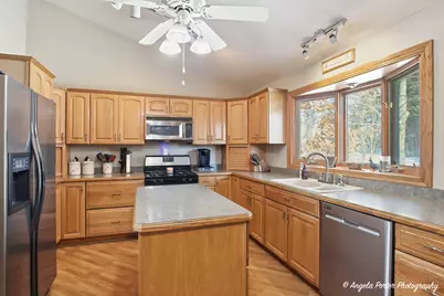 5218 Parkview Drive, McCullom Lake, IL 60050 - Photo 12