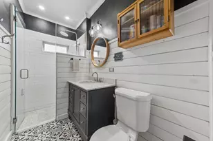 220 S Illinois Ave, Villa Park, IL 60181 - Photo 14