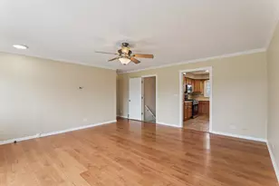 1903 Hazelwood Dr, Lindenhurst, IL 60046 - Photo 22