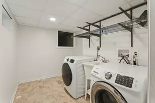 1903 Hazelwood Dr, Lindenhurst, IL 60046 - Photo 18