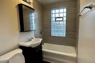 4056 W Crystal St, Chicago, IL 60651 - Photo 6