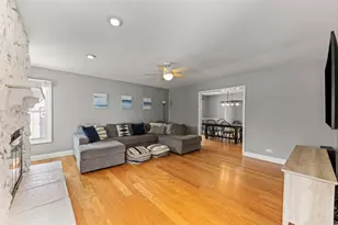 233 Seneca Ct, Bolingbrook, IL 60440 - Photo 10