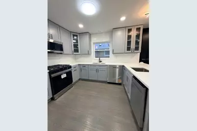 3024 W Fargo Avenue, Chicago, IL 60645 - Photo 6