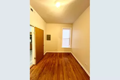3227 S Carpenter Street #1M, Chicago, IL 60608 - Photo 8