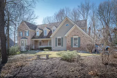 813 Fox Glen Drive, Saint Charles, IL 60174 - Photo 2