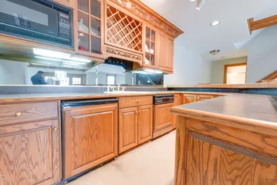 813 Fox Glen Drive, Saint Charles, IL 60174 - Photo 40