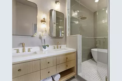 1432 W Erie Street #3R, Chicago, IL 60642 - Photo 28