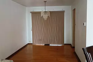 1340 Prince Dr, South Holland, IL 60473 - Photo 4