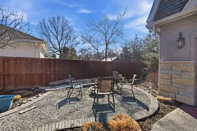 1020 Hill Avenue, Elgin, IL 60120 - Photo 30
