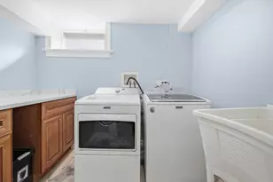 1020 Hill Ave, Elgin, IL 60120 - Photo 26