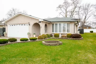 8432 Natchez Avenue, Burbank, IL 60459 - Photo 1