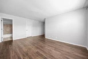 383 Wexford Ct, Carol Stream, IL 60188 - Photo 14