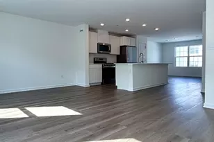 863 Briar Gln Ct, Hampshire, IL 60140 - Photo 6