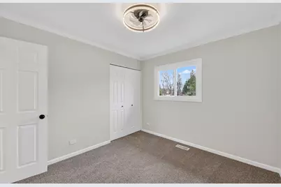 500 Colgate Court, Hoffman Estates, IL 60169 - Photo 12