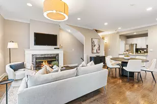 1954 N Seminary Ave, Chicago, IL 60614 - Photo 2