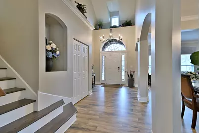 1712 Scarlett Oak Court, Plainfield, IL 60586 - Photo 2