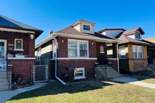 3516 N Keating Ave, Chicago, IL 60641 - Photo 2