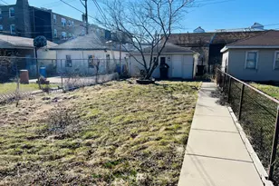 3516 N Keating Ave, Chicago, IL 60641 - Photo 20