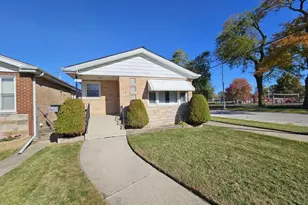 302 153rd St, Calumet City, IL 60409 - Photo 1