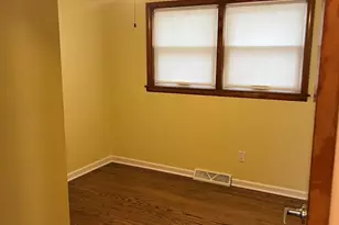 302 153rd St, Calumet City, IL 60409 - Photo 6