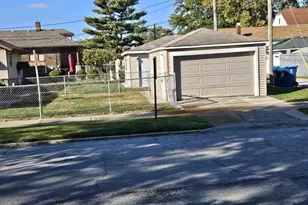 302 153rd St, Calumet City, IL 60409 - Photo 16