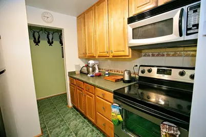 9717 S Keeler Avenue #209, Oak Lawn, IL 60453 - Photo 8