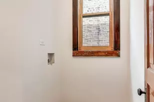 3351 S Union Ave, Chicago, IL 60616 - Photo 8