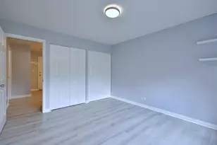 6700 S Brainard Ave, Countryside, IL 60525 - Photo 12
