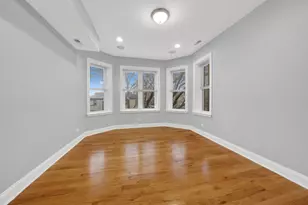 2256 W Arthur Ave, Chicago, IL 60645 - Photo 8