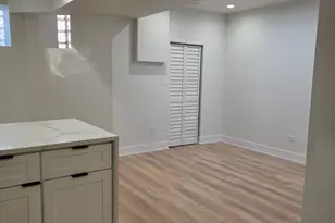 2345 W 23rd Pl, Chicago, IL 60608 - Photo 8