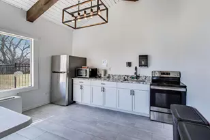 2000 St Regis Dr, Lombard, IL 60148 - Photo 20