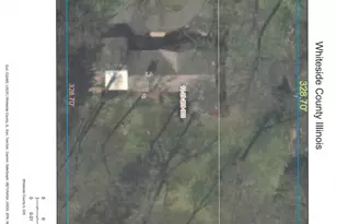 1316 Mineral Springs Rd, Sterling, IL 61081 - Photo 14