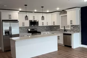 2150 E 93rd St, Chicago, IL 60617 - Photo 4