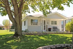 921 Country Club Rd, Lake Zurich, IL 60047 - Photo 4