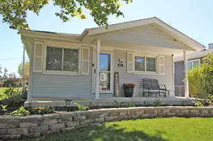 921 Country Club Rd, Lake Zurich, IL 60047 - Photo 2