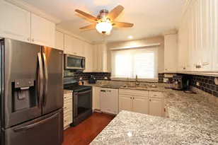 921 Country Club Rd, Lake Zurich, IL 60047 - Photo 12