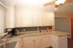 921 Country Club Rd, Lake Zurich, IL 60047 - Photo 14