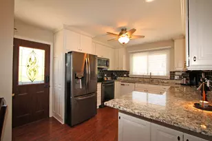 921 Country Club Rd, Lake Zurich, IL 60047 - Photo 10