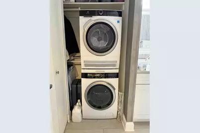 10 E Ontario Street #2101, Chicago, IL 60611 - Photo 6