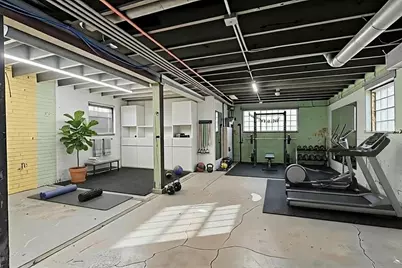 4159 N Maplewood Avenue, Chicago, IL 60618 - Photo 18