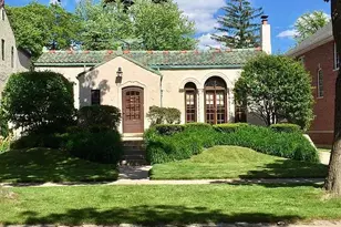 1309 S Crescent Ave, Park Ridge, IL 60068 - Photo 1